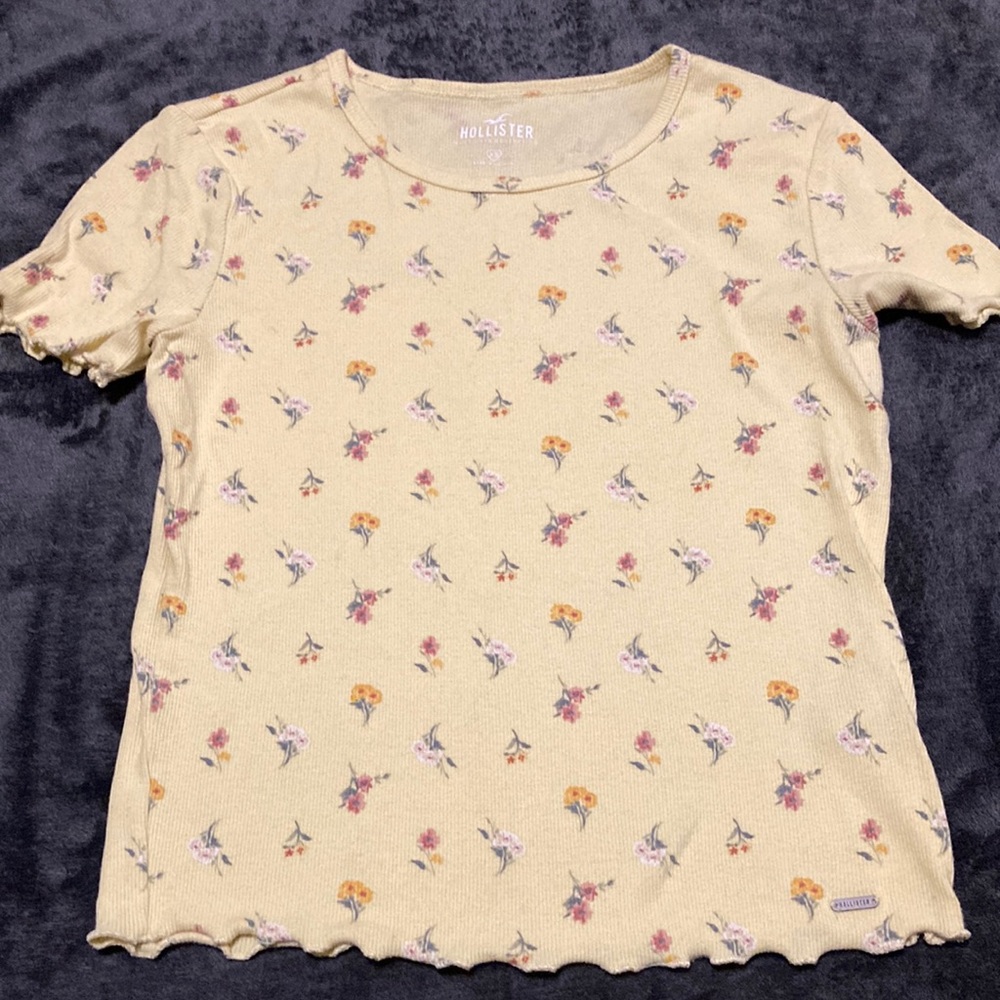 Hollister Ribbed Floral Baby T